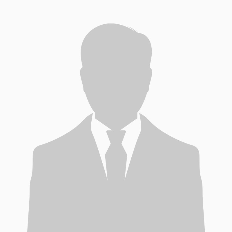 Figura professionale in abito, rappresentazione generica utilizzata in contesti aziendali farmaceutici.